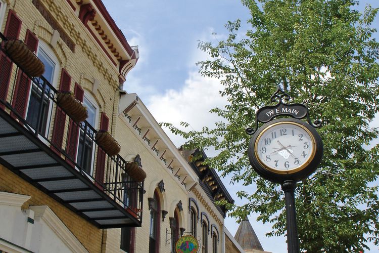 Stoughton, WI Real Estate and Homes for Sale